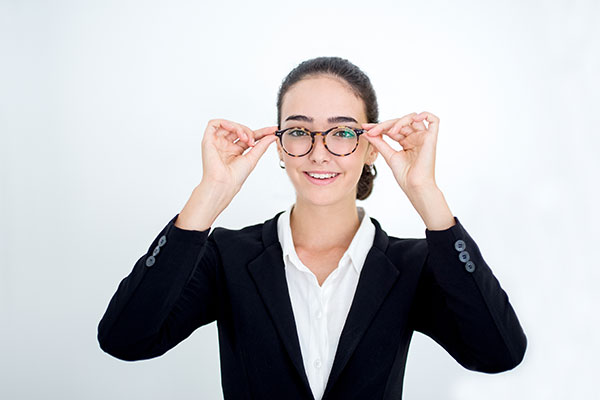 عکس تبلیغات عینک طبی