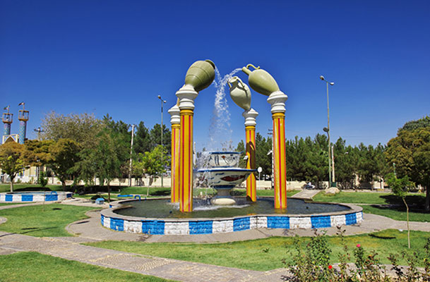 عکس چشمه میبد یزد