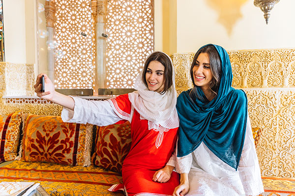عکس تبلیغاتی حجاب دوستان صمیمی محجبه