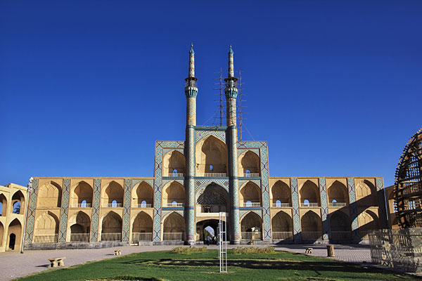 عکس  میدان امیر چخماق شهر یزد