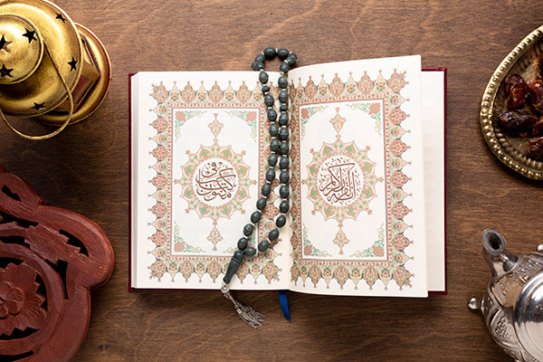 عکس تبلیغاتی حجاب قرآن کریم