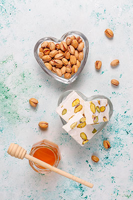 عکس با کیفیت گز پسته‌ای