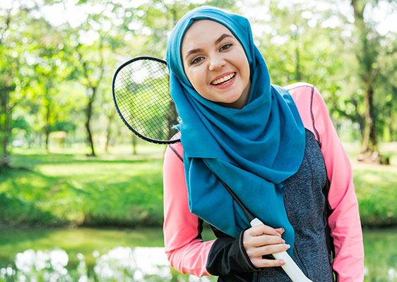 عکس تبلیغاتی حجاب بازی بدمینتون