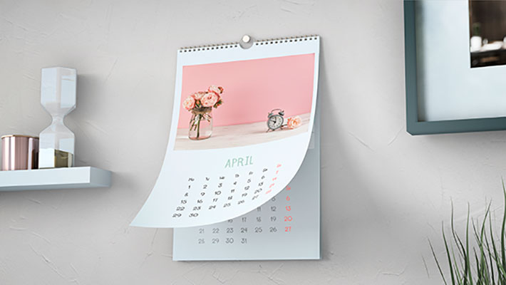 موکاپ تقویم دیواری