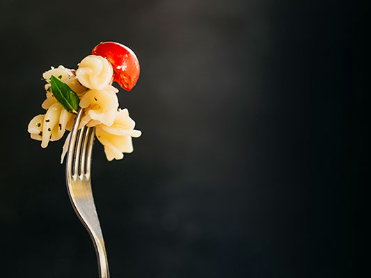 عکس تبلیغاتی ماکارونی