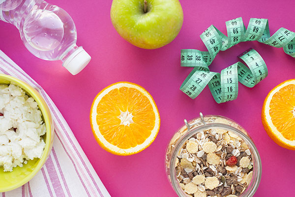 عکس تبلیغاتی ورزش و میوه