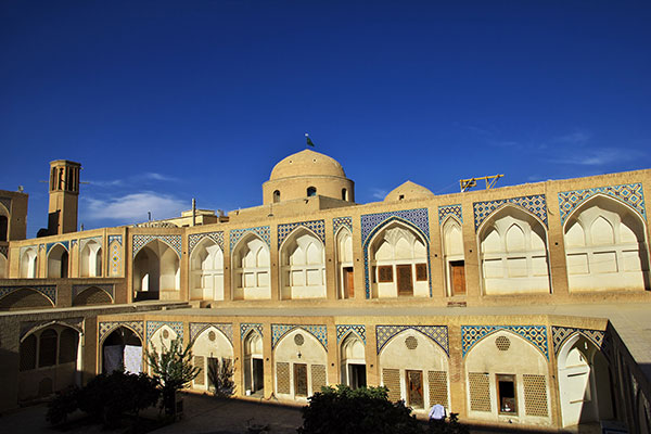 عکس مسجد آقا بزرگ کاشان