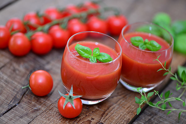 عکس آب گوجه فرنگی