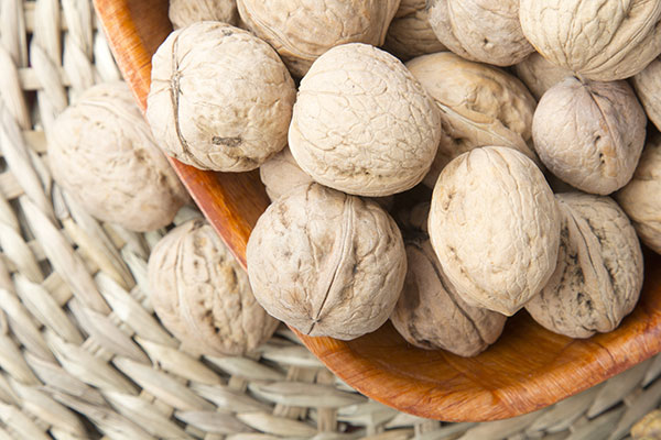 عکس تبلیغاتی گردو