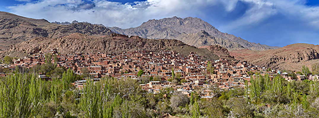 عکس روستای ابیانه قرمز اصفهان