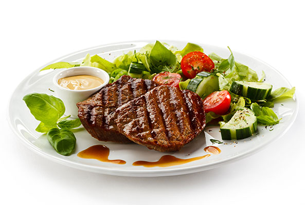 عکس تبلیغاتی غذا استیک گوشت سس مخصوص