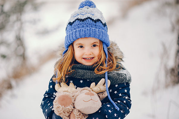 عکس تبلیغاتی دختر بچه