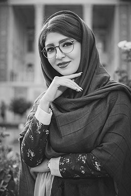 عکس چهره سیاه سفید دختر ایرانی