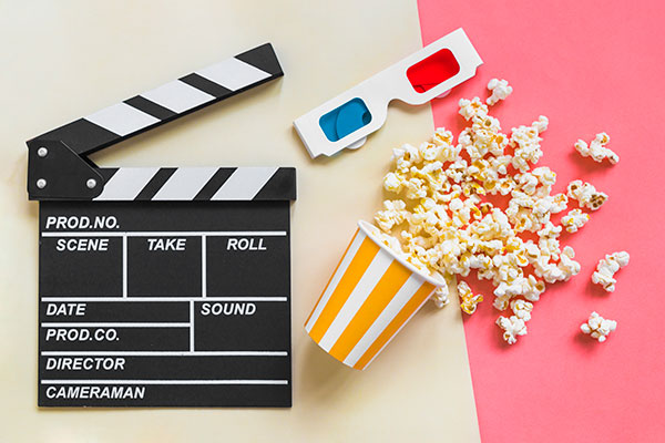 عکس تبلیغاتی سینما و کلاکد