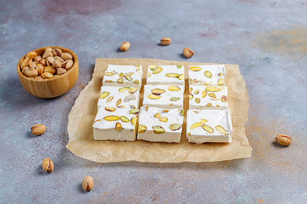 عکس با کیفیت گز پسته‌ای
