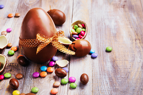 عکس تخم مرغ رنگی و اسمارتیز