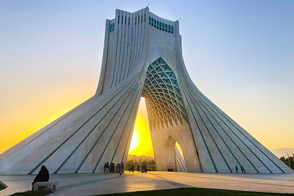 عکس برج آزادی تهران