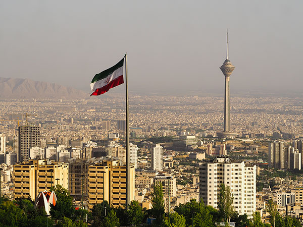 عکس شهر تهران و برج میلاد