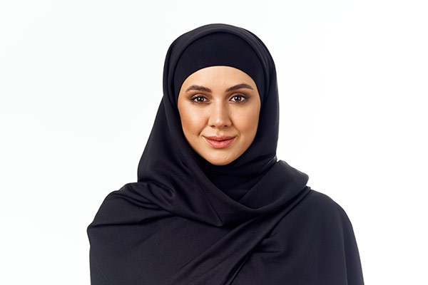 عکس تبلیغاتی خانم با حجاب