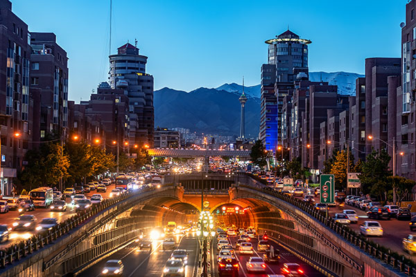 عکس با کیفیت از برج میلاد تهران و تونل توحید