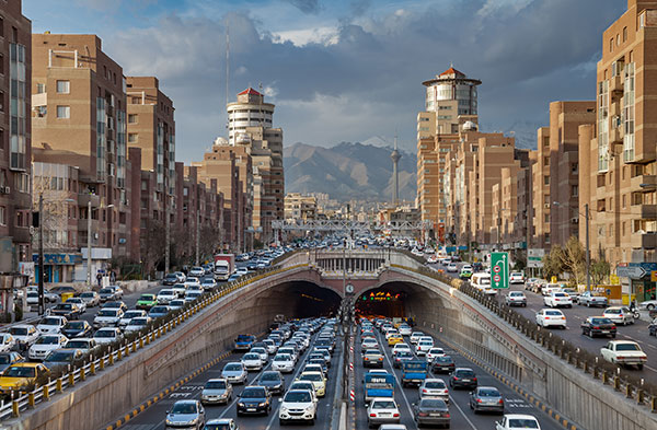 عکس با کیفیت از برج میلاد تهران و تونل توحید