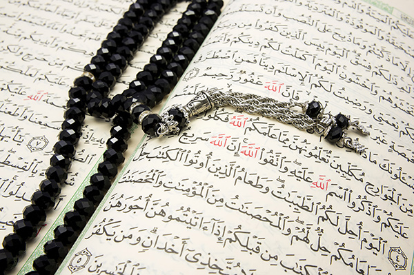 عکس قرآن و تسبیح