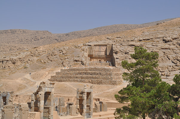 آرامگاه اردشیر سوم در تخت جمشید