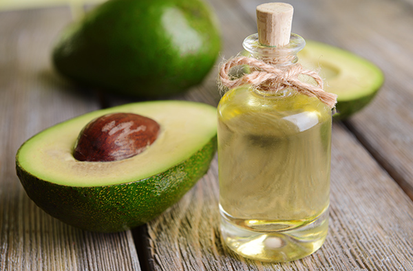 عکس روغن آرایشی