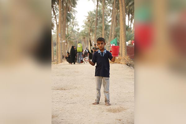 عکس آب صلواتی پیاده روی اربعین حسینی