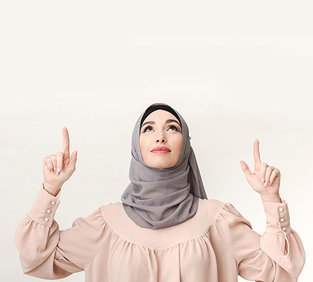 عکس تبلیغاتی خانم با حجاب