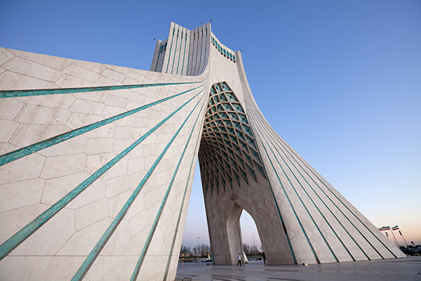 عکس برج آزادی تهران