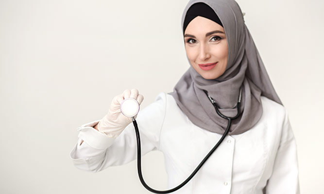 عکس تبلیغاتی پزشک خانم