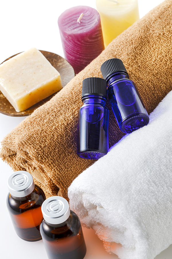 عکس روغن آرایشی