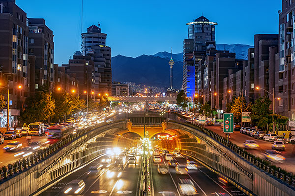 عکس با کیفیت از برج میلاد تهران و تونل توحید