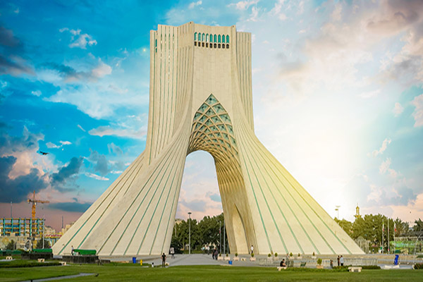 عکس برج آزادی تهران