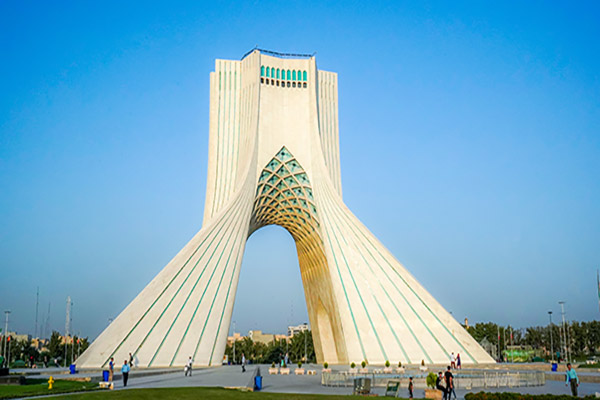 عکس برج آزادی تهران