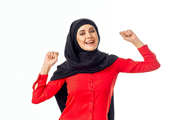 عکس تبلیغاتی خانم با حجاب